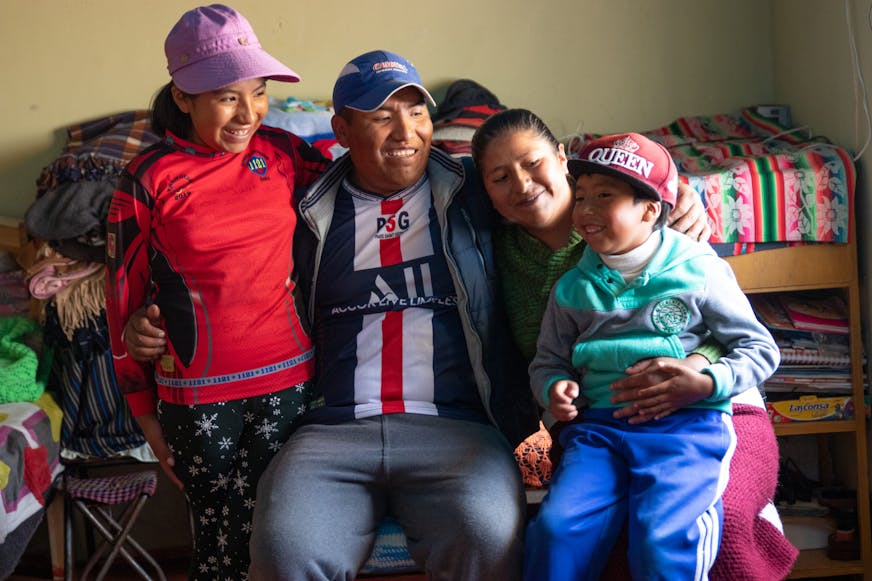 Amanda thuis in Peru met man en kinderen
