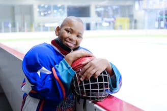 Ijshockey verbindt Khaya en Pieter