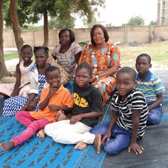 SOS moeder Claudette en haar kinderen in N'Djamena