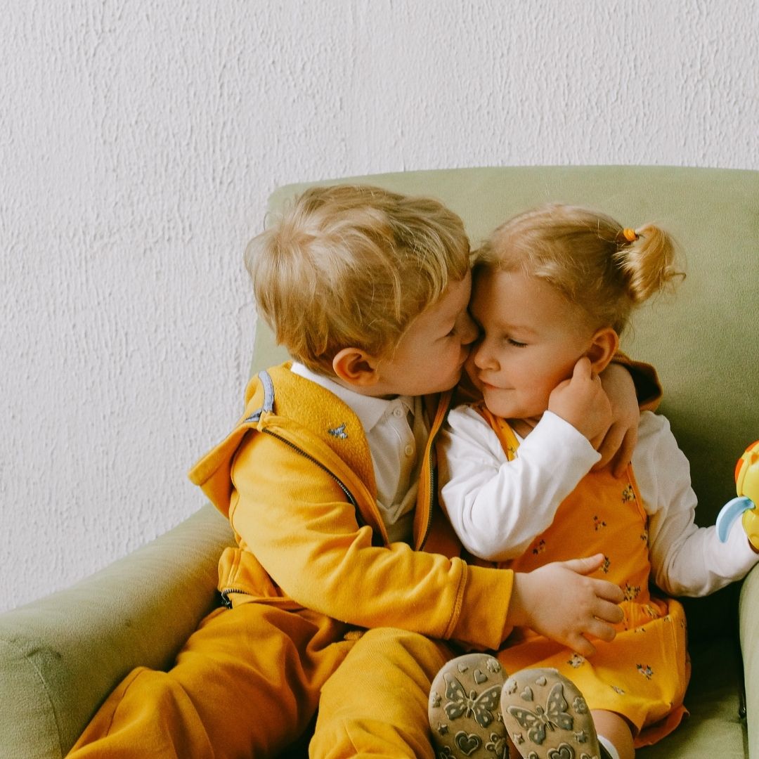 Onderzoek gescheiden broers en zussen