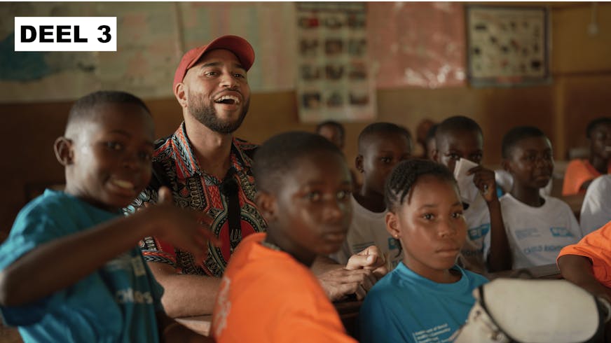 Edson da Graca bezoekt een Child Right Club in Ghana met SOS Kinderdorpen