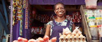 Vrouw uit Ghana in haar eigen bedrijf