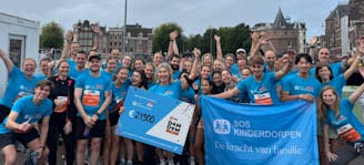 Dam tot Damloop groepsfoto renners