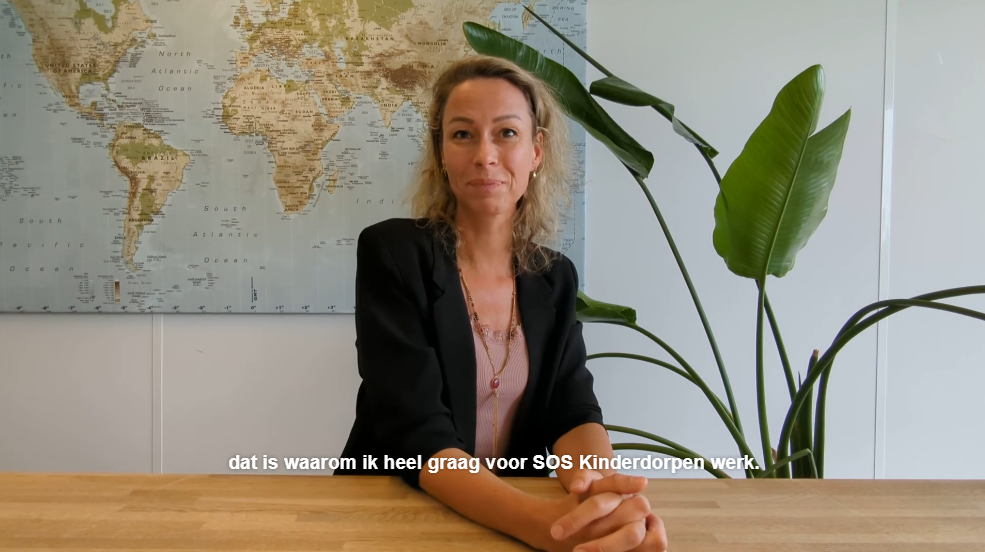 Vrouw vertelt waarom ze voor SOS Kinderdorpen werkt
